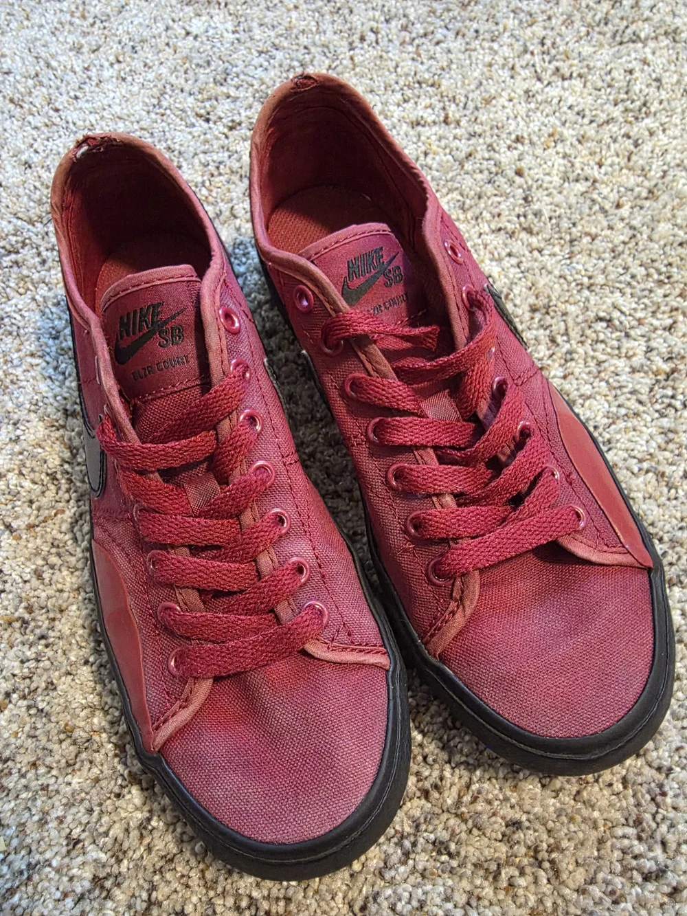 Nike Men's SB Blazer Burgundy Canvas Skate Sneakers with Black Swoosh